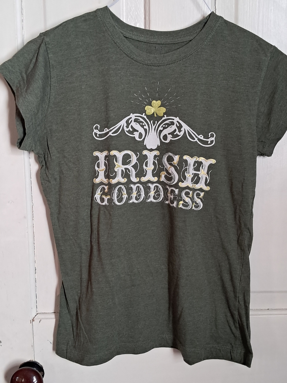 Rue21 Olive Green 'Irish Goddess' Graphic Tee